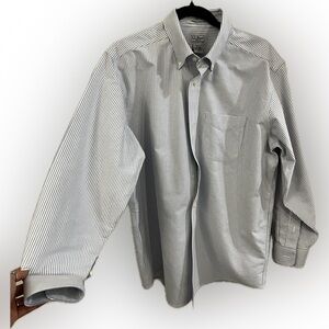 ✨ L.L. Bean Men’s Blue & White Striped Wrinkle-Free Oxford Shirt 👔💙